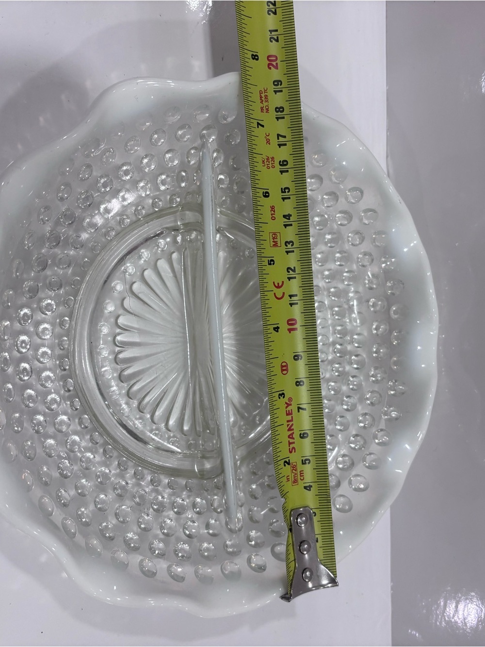 Vintage white milk glass hobnail divided candy relish dish scalloped serving - Picture 5 of 6